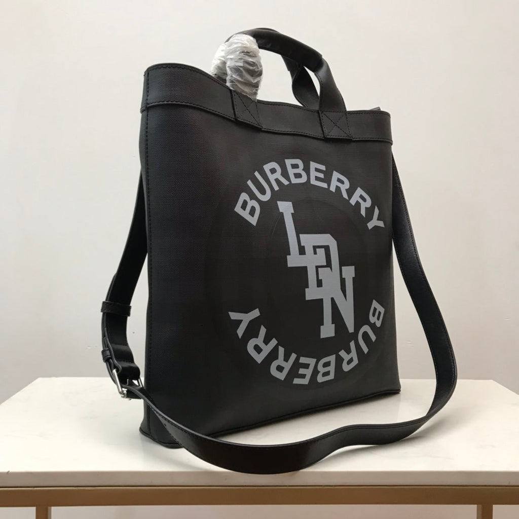B-Berry - BB  Logo Graphic ConTLM -tible Tote London Check Canvas Large For Men, Bags 15in/38LO