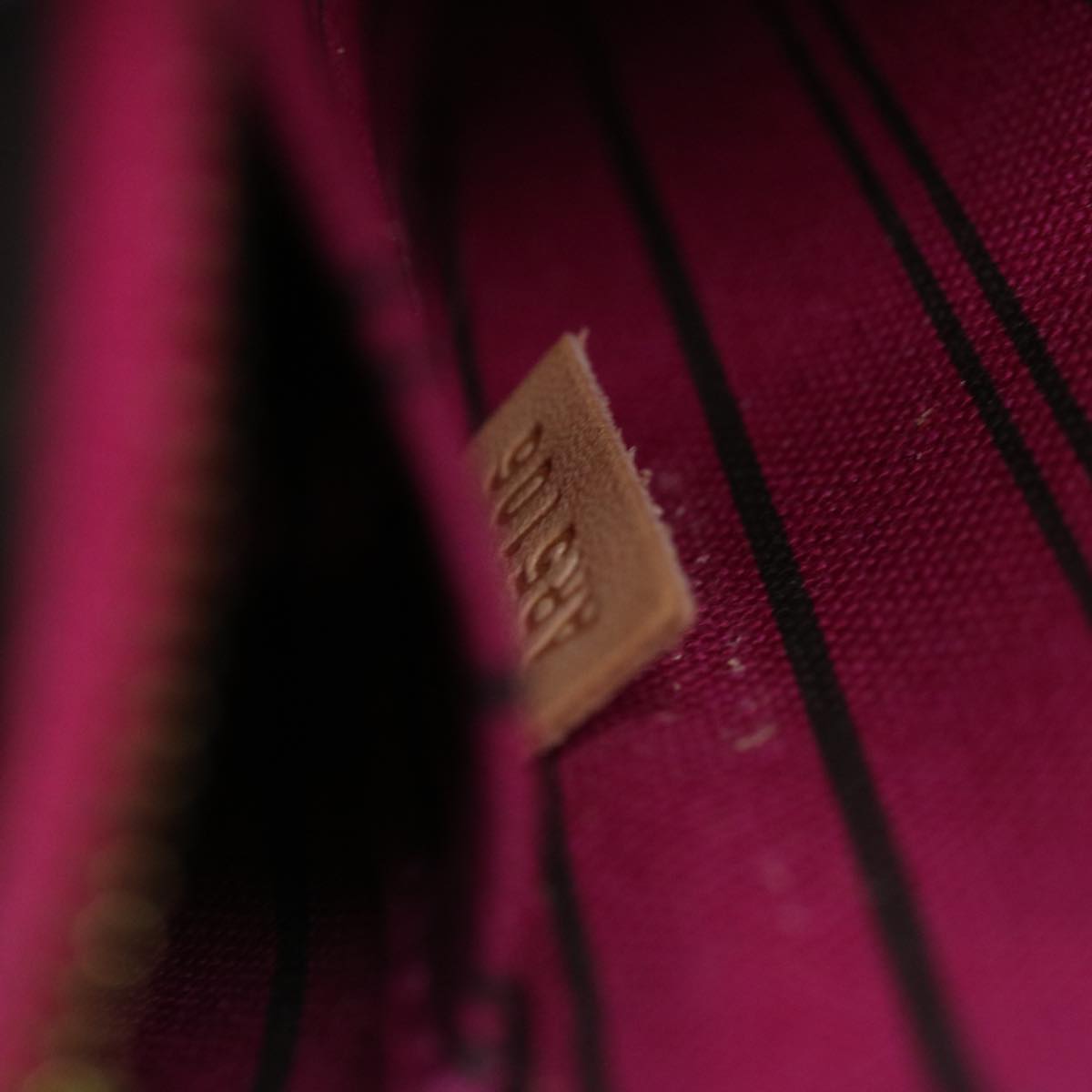 LO-LV bags 587