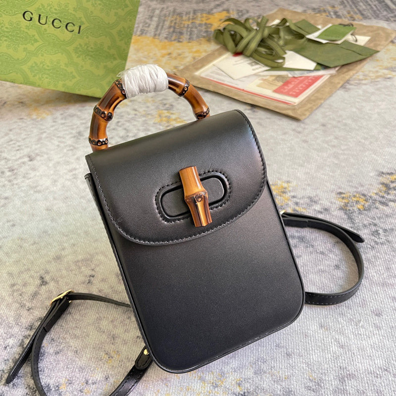 LO - GCC Bags - 1940