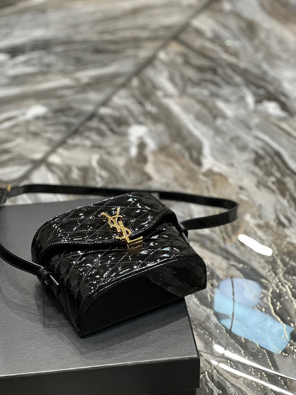 BB - YSL Bag - 3917