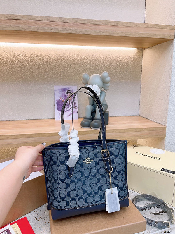 LO - CCH Bags - 146