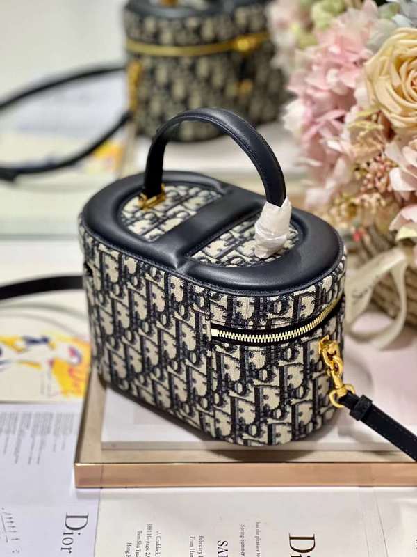 LO - DYOR   BAGS FOR WOMEN - FASHION LUXURY BAGS 047