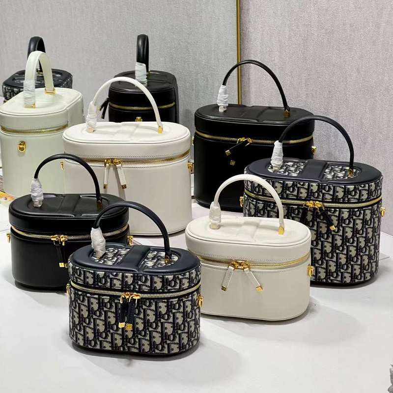 LO - DYOR   BAGS FOR WOMEN - FASHION LUXURY BAGS 046