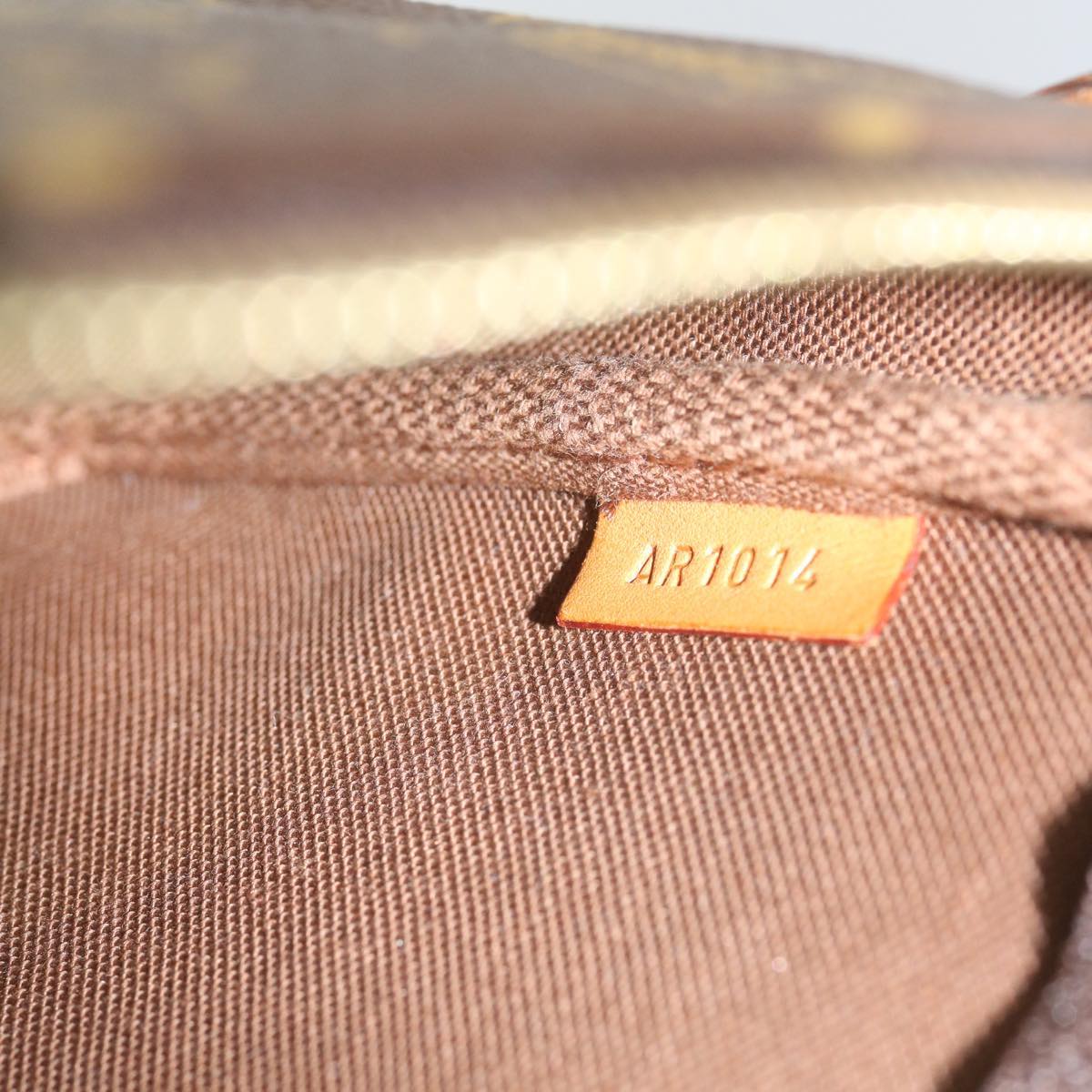 LO-LV bags 254