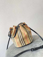 LO - B-BERRY BAGS - 030