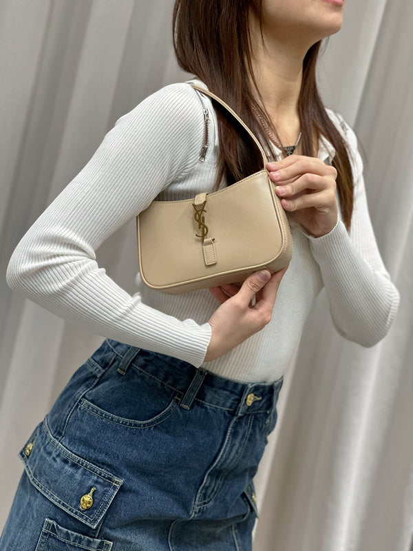 BB - YSL Bag - 2497