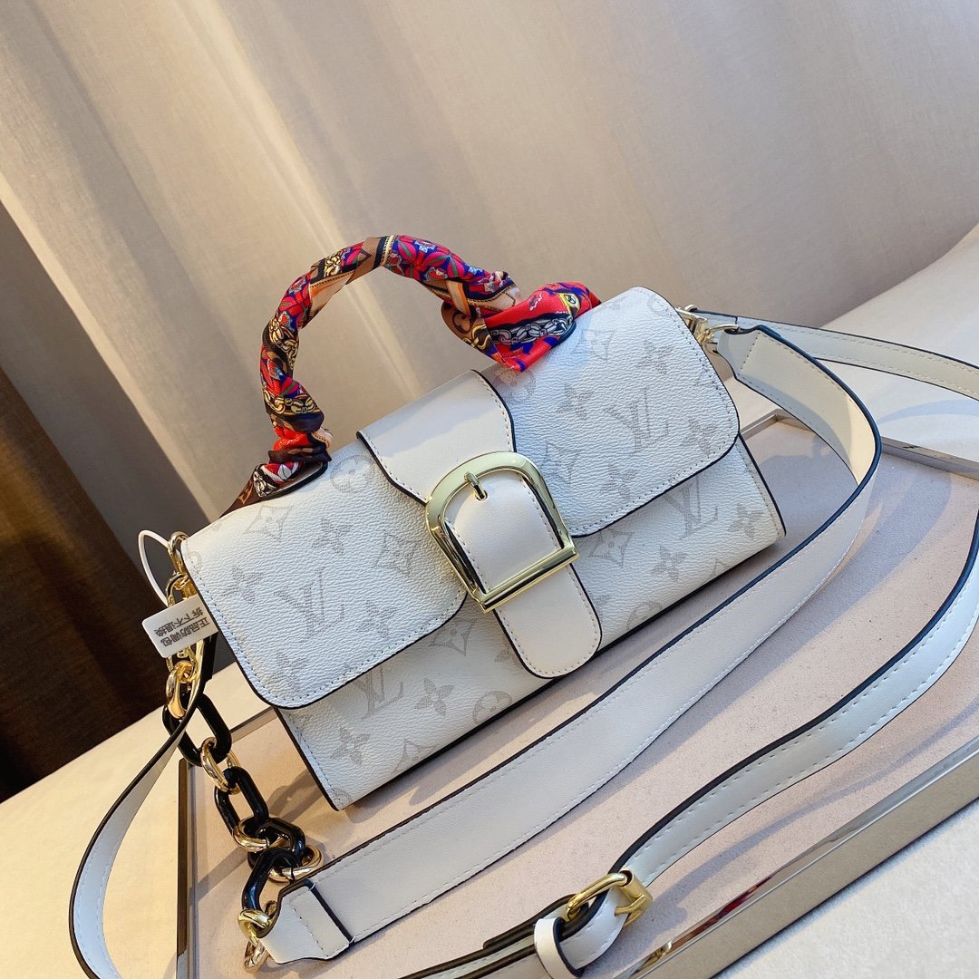 LO-LV bags 3362