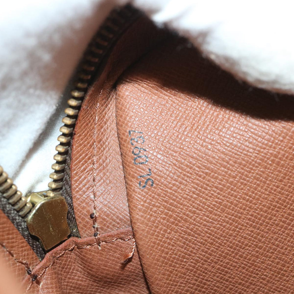 LO-LV bags 1107