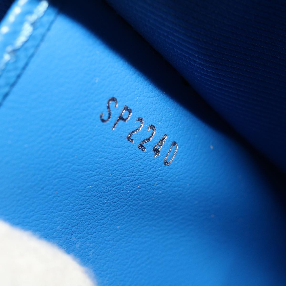 LO-LV bags 897
