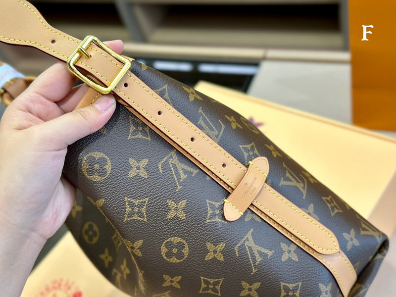 LO - LV Bags - 15034