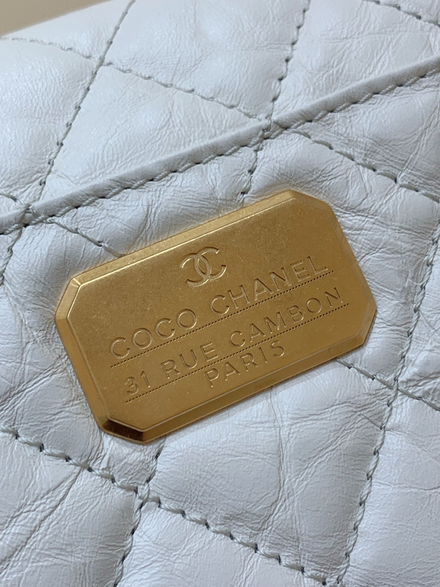 CHL -  Co Co Shoulder Bag Gold Chain White For Women 9.8in/25LO