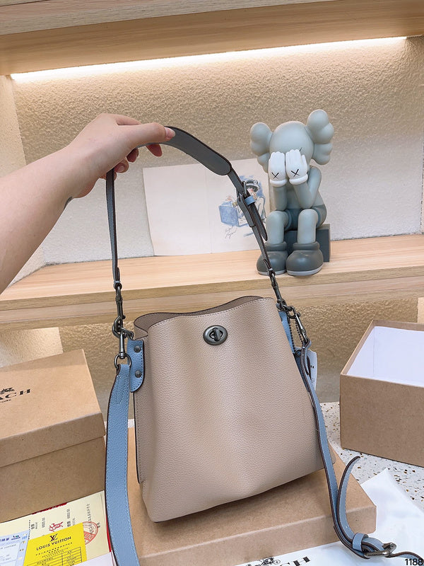 LO - CCH Bags - 099
