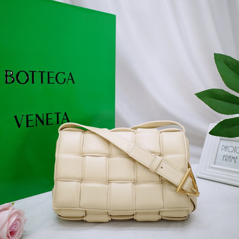 B-VENETA STYLISH HANBAGS FOR WOMEN - - 176