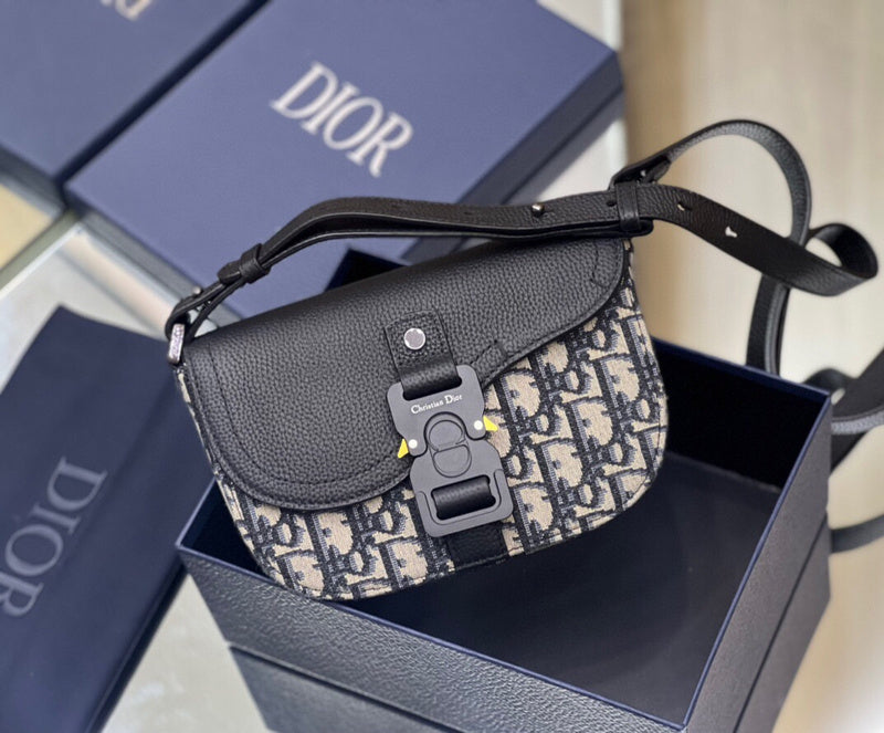 LO  - DOR FASHION BAGS - 1335