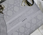 LO - DYOR   BAGS FOR WOMEN - FASHION LUXURY BAGS 130
