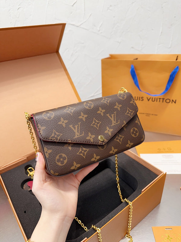LO - LV Bags - 15022