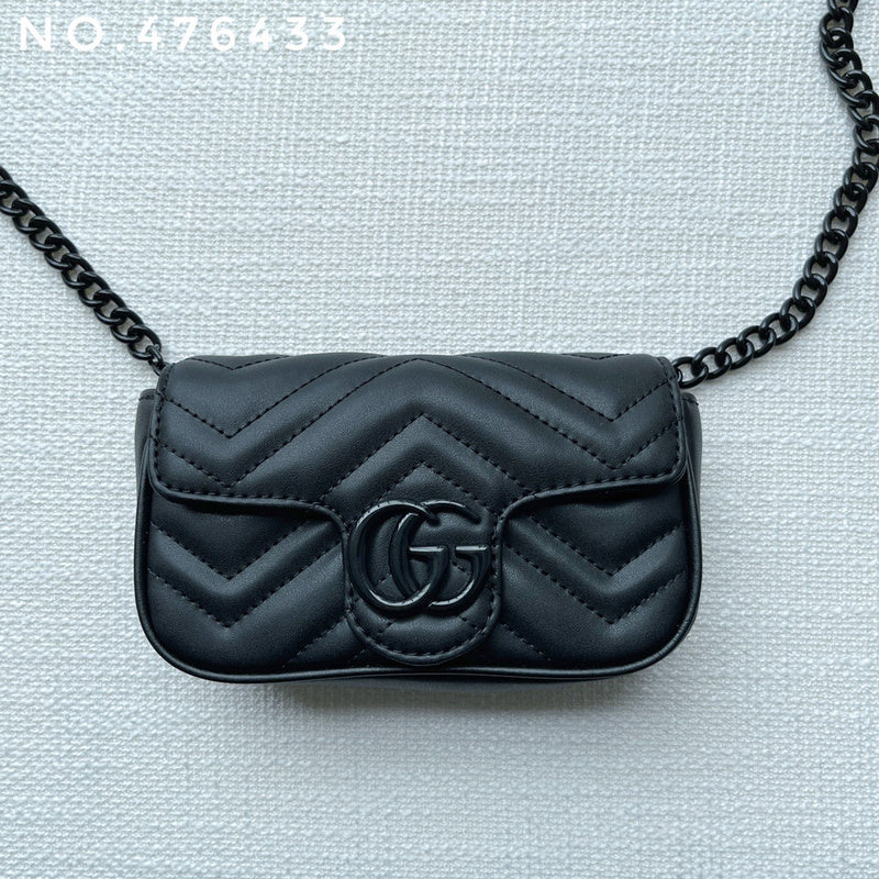 LO - GCC Bags - 1945