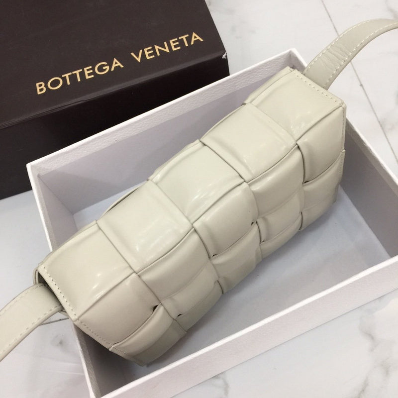 B-VENETA STYLISH HANBAGS FOR WOMEN - 361