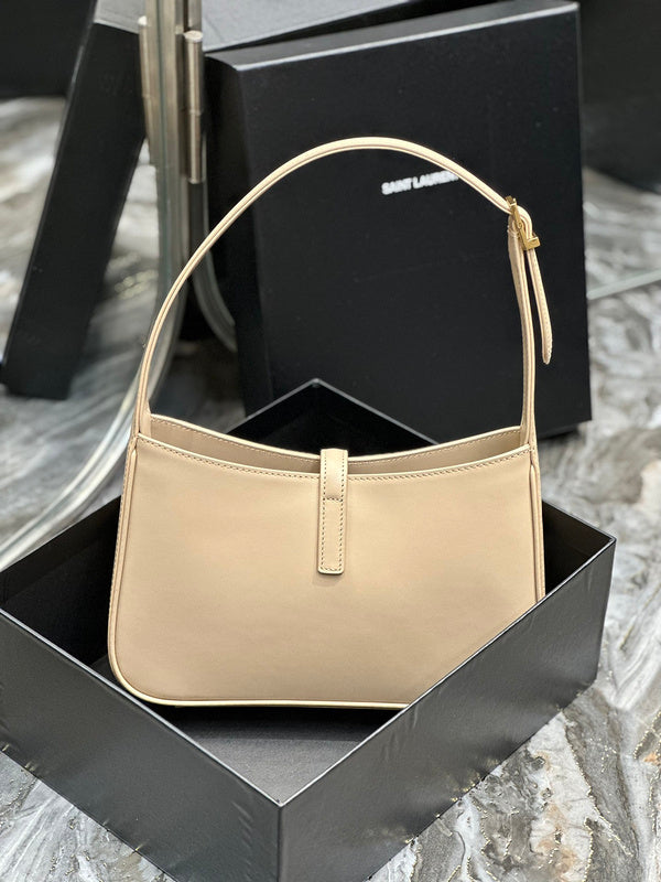BB - YSL Bag - 2496