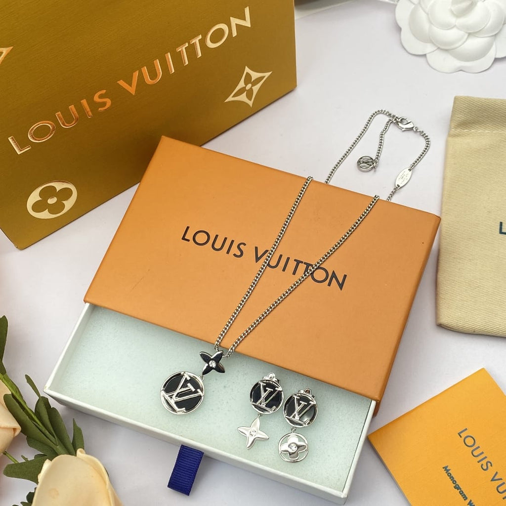 LO-LV bags 2179