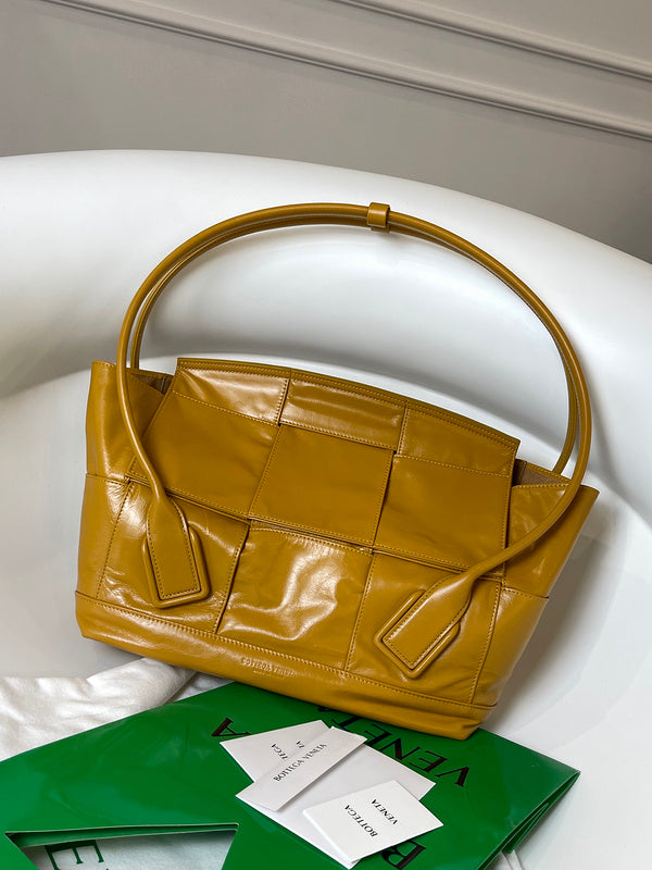 B-VENETA STYLISH HANBAGS FOR WOMEN - - 054