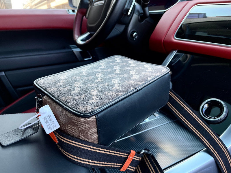 LO - CCH Bags - 050
