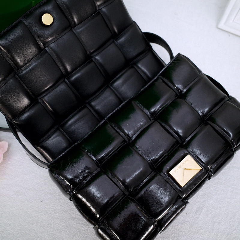 B-VENETA STYLISH HANBAGS FOR WOMEN - 191