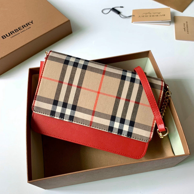 LO - B-BERRY BAGS - 210