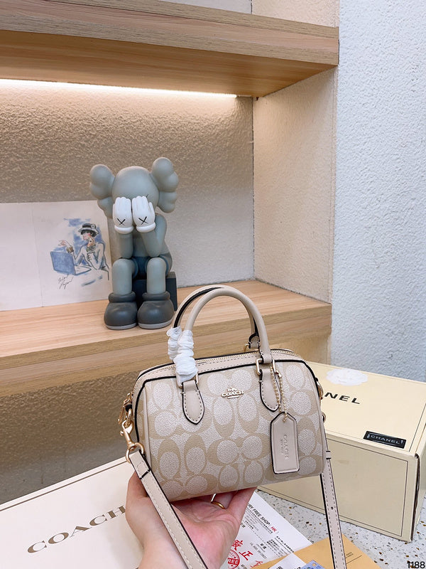 LO - CCH Bags - 103