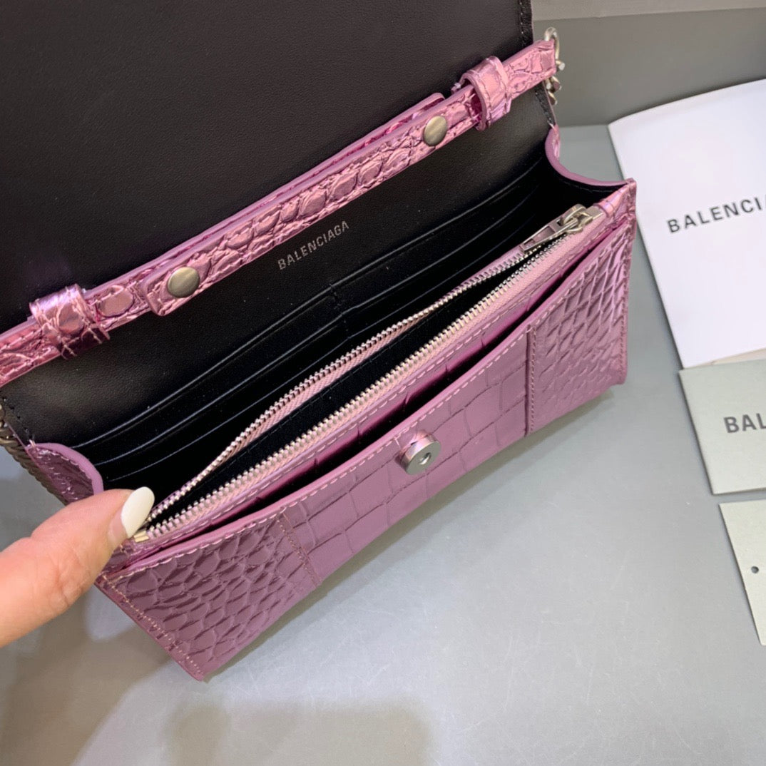 BLN-Ciaga Hourglass Wallet On Chain in Pink, For Women,  Bags 7.6in/19LO