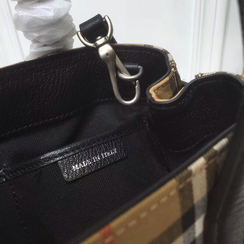 B-Berry - BB  Small Banner  Check And Tote Black For Women, Women’s Bags 10.5in/26LO