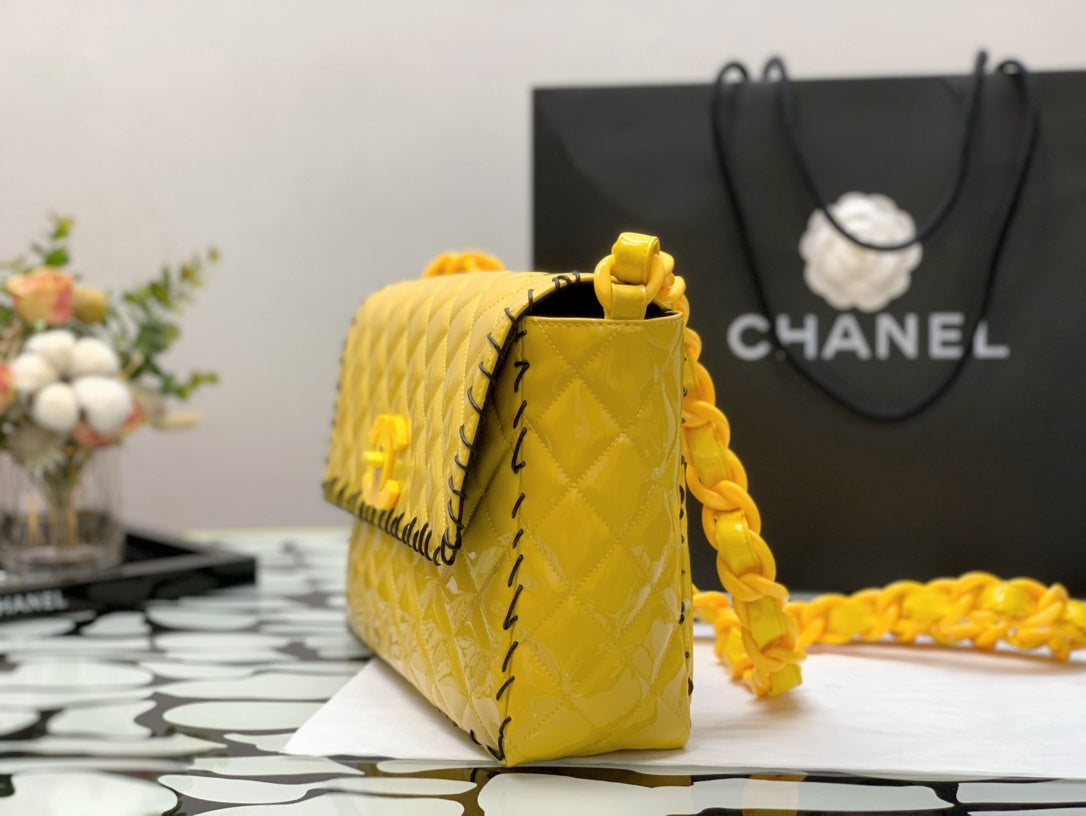 CHL - Vinyl Classic Yellow Shoulder bag For Women 29LO/11.5in