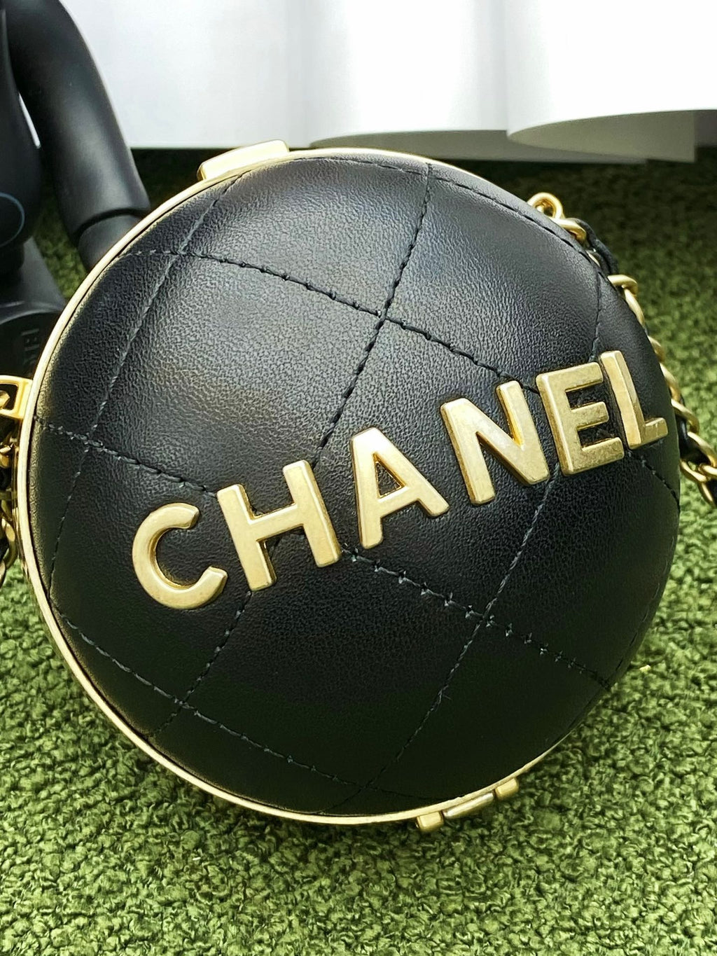CHL -  Ball Bag Black and Gold Chain Bag For Women 23.5LO/9.25in