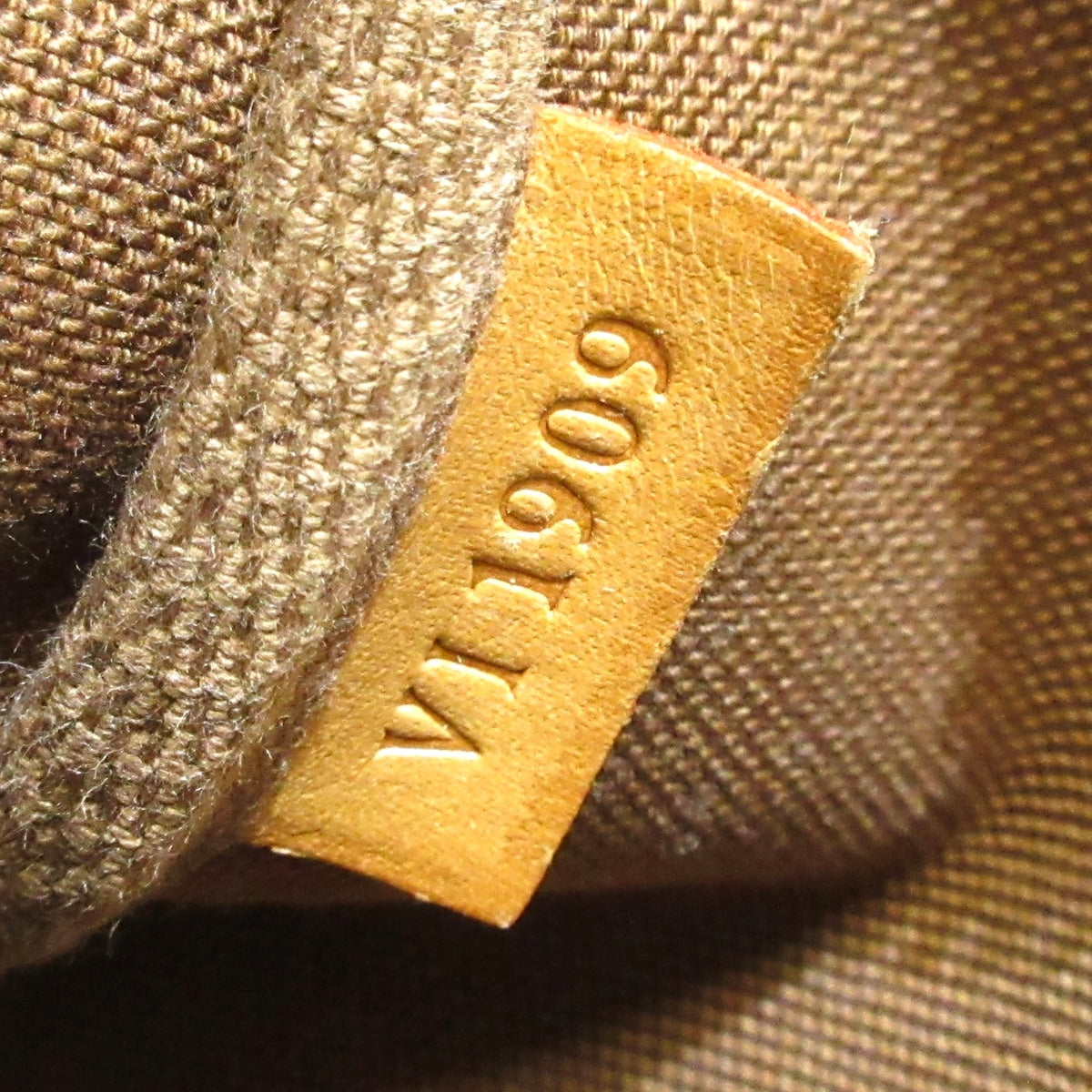 LO-LV bags 96