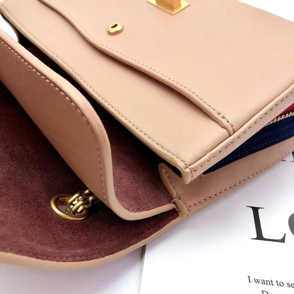 CHL - Maroon Medallion Nude Reissue 2.55 Classic 225 Flap Beige Bag For Women 24LO/9.4in