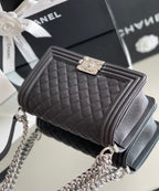 CHL - Medium Classic Flap Bag 25LO Black For Women A67086