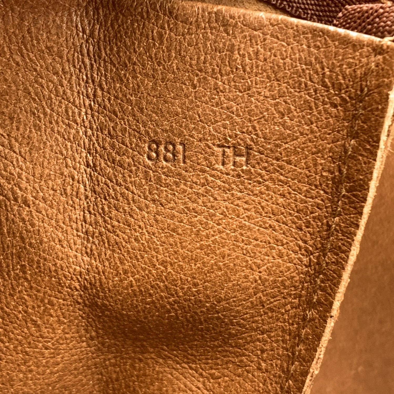 LO-LV bags 2846