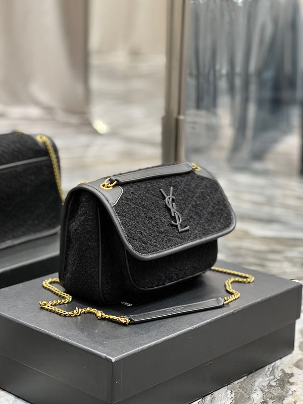 BB - YSL Bag - 4221