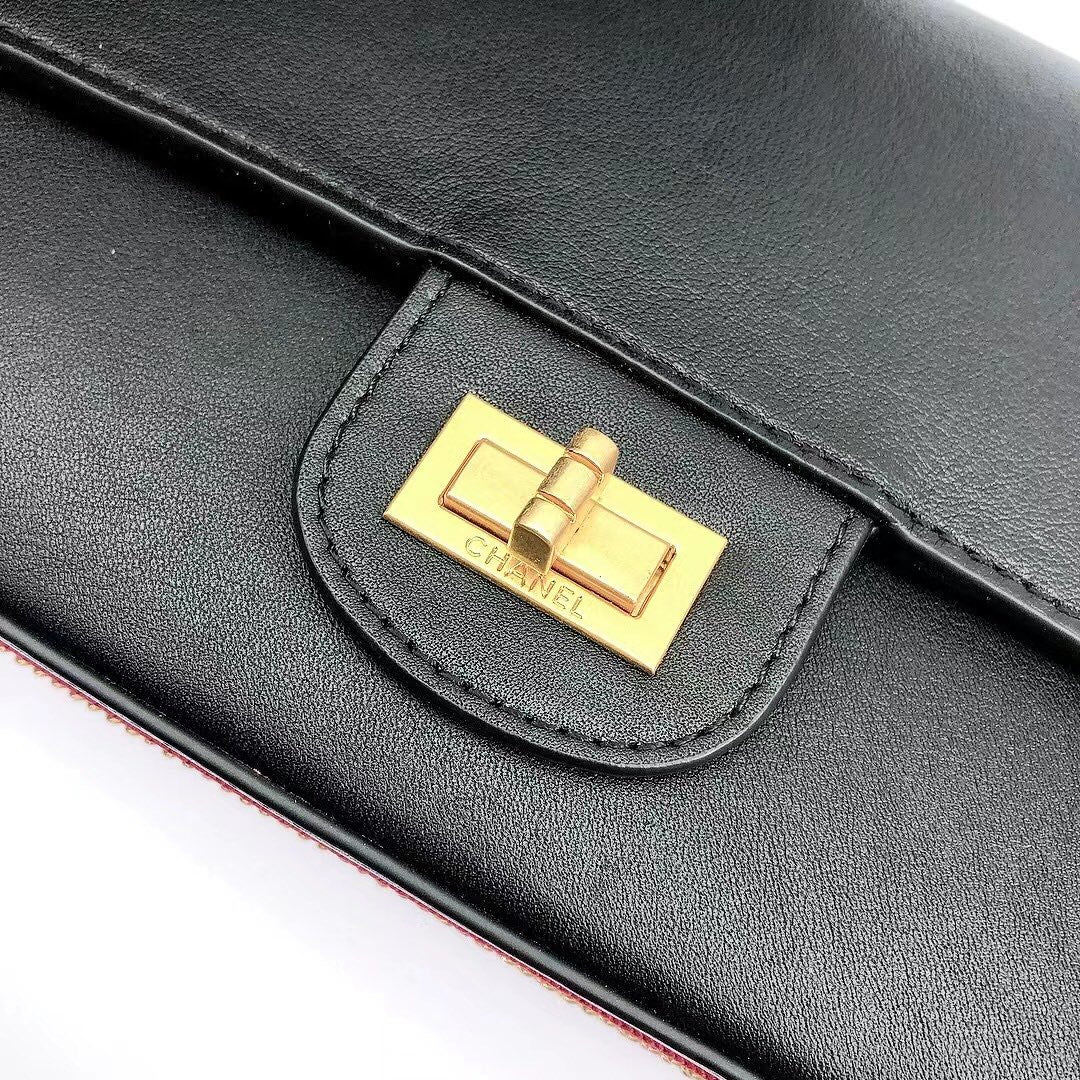 CHL - Maroon Medallion Nude Reissue 2.55 Classic 225 Flap Black Bag For Women 24LO/9.4in