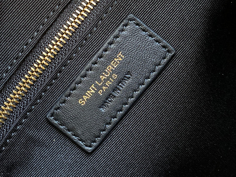BB - YSL Bag - 2441