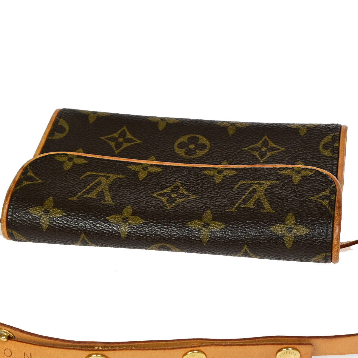 LO-LV bags 1047