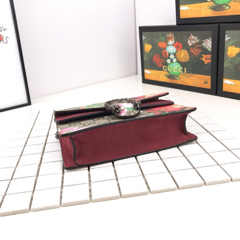 LO - GCC Bags - 2568