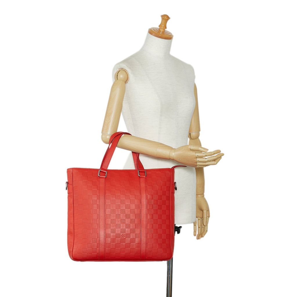 LO-LV bags 1701