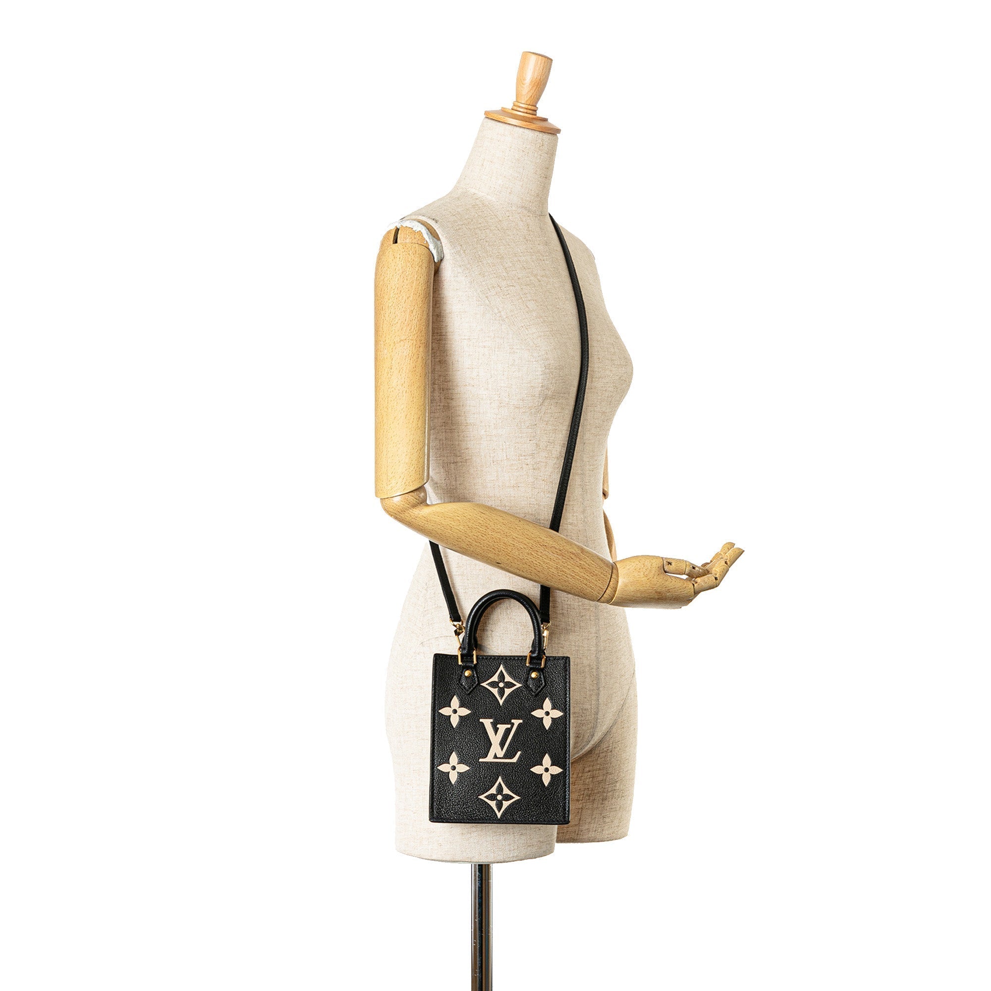 LO-LV bags 4709