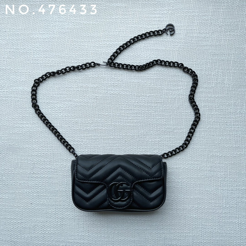 LO - GCC Bags - 1945