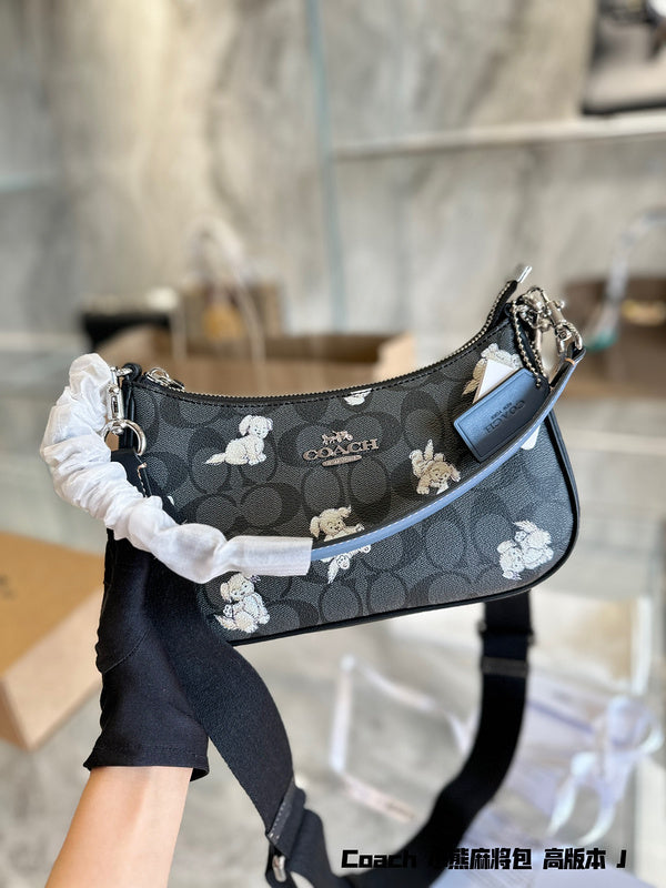 LO - CCH Bags - 424