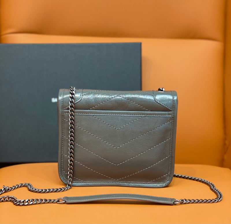 BB - YSL Bag - 2084