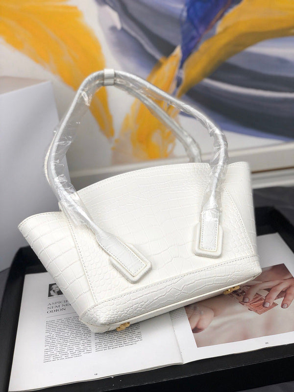 B-VENETA STYLISH HANBAGS FOR WOMEN - - 326
