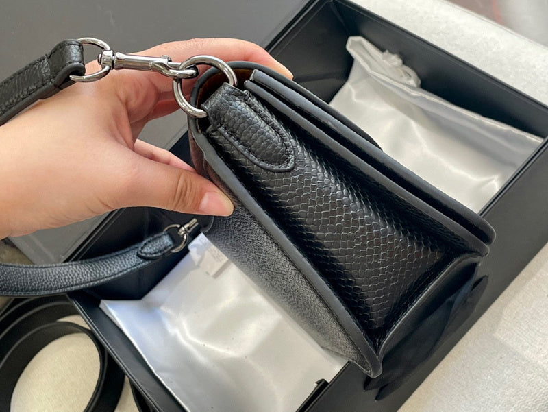 LO - CCH Bags - 322