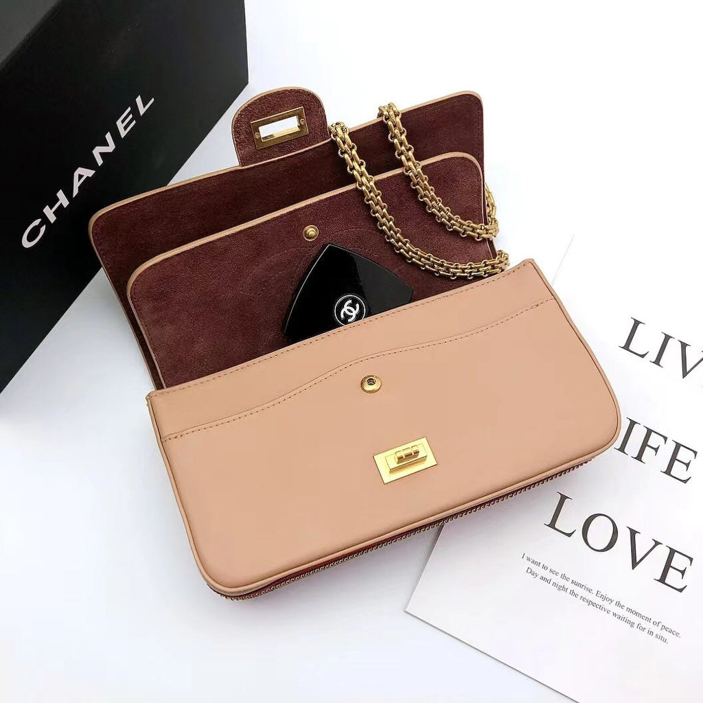 CHL - Maroon Medallion Nude Reissue 2.55 Classic 225 Flap Beige Bag For Women 24LO/9.4in